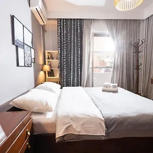 https://posidonio-lux-apartment.hotels-of-thessaloniki.com